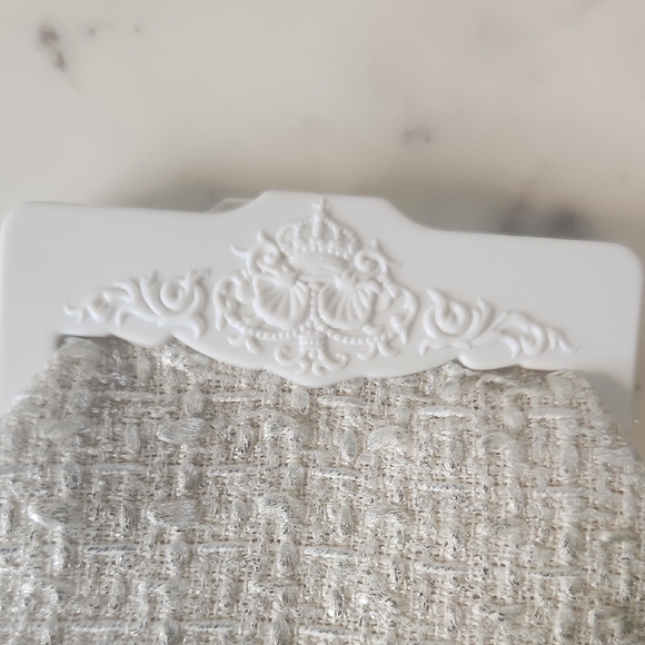 Vintage | MAC Cosmetics Mini Bag in White Metallic Tweed - Picture 7 of 7